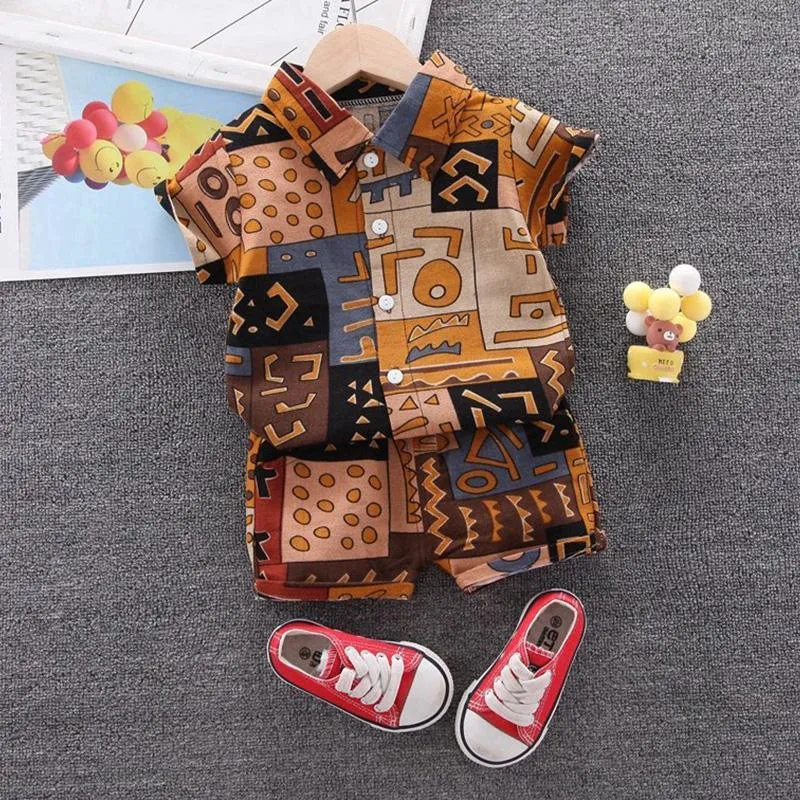 2-piece Letter Pattern Short Sleeve Shirt & Shorts for Toddler Boy Children's Clothing