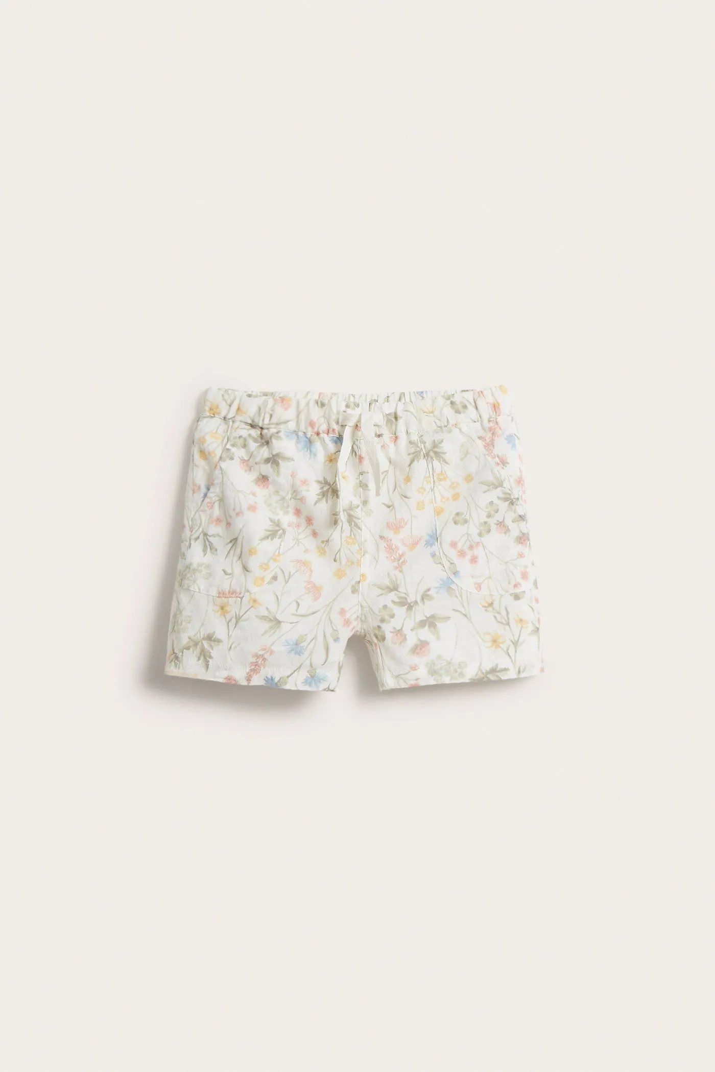 Baby white meadow flower shorts