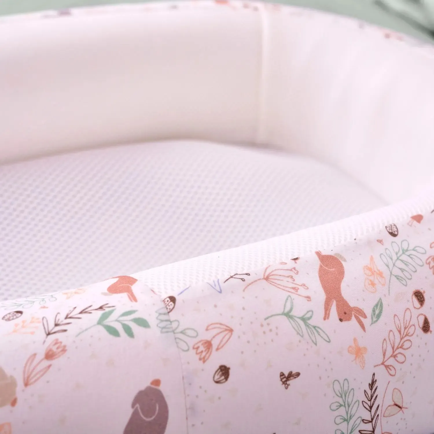 Storybook Sleep Tight Baby Bed