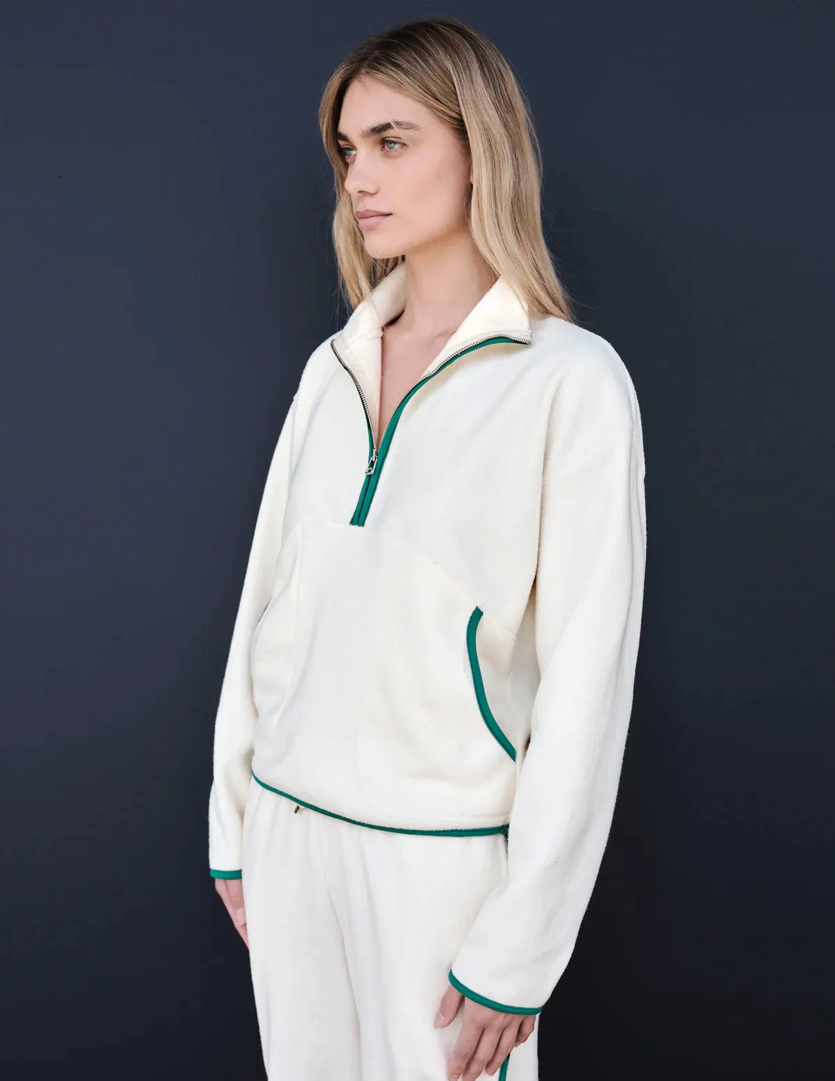 WOMEN'S FAUX SHERPA 1/2 ZIP SWEATSHIRT IN CREAM/JADE